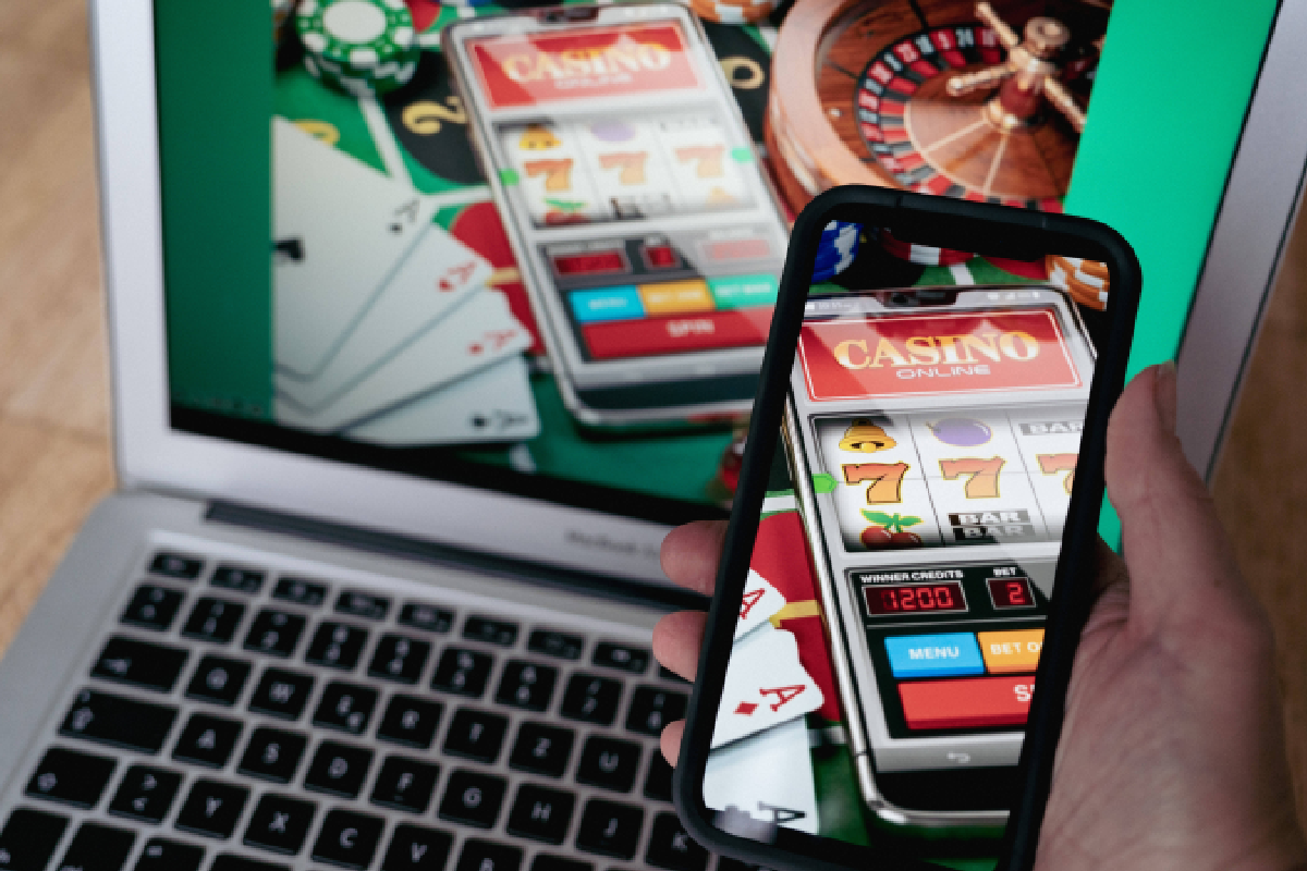 ¿Qué diferencia hay entre una slot online de 3 y una de 5 rodillos?