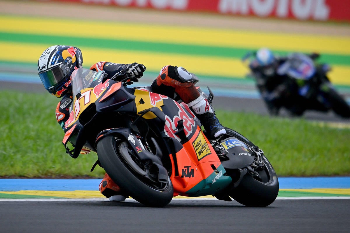 KTM-Pilot Pedro Acosta in Action.