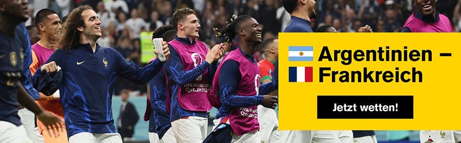 Die französische Mannschaft beim jubeln.