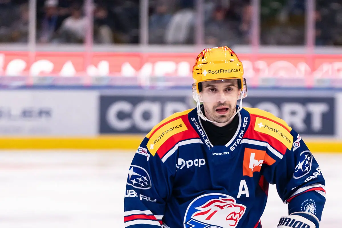 Denis Malgin während eines Spiels