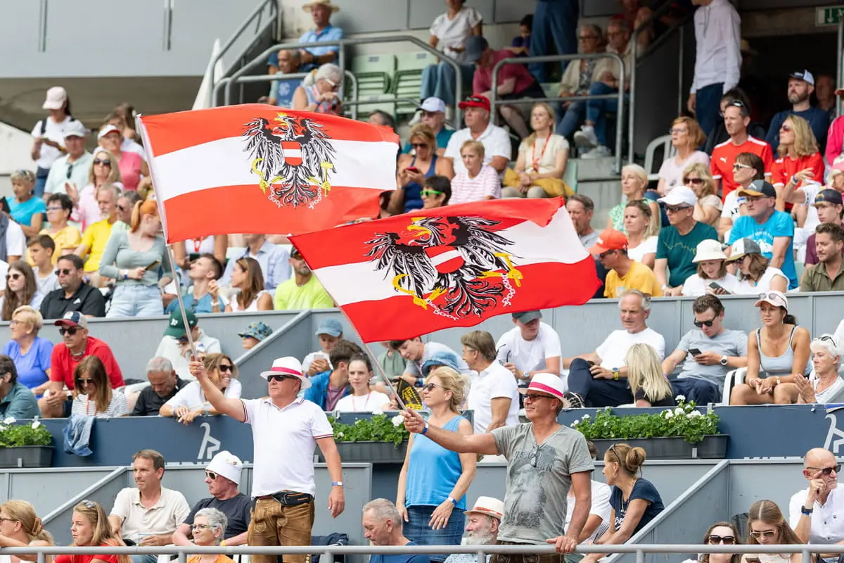 Fans in Action bei den Generali Open 2025.