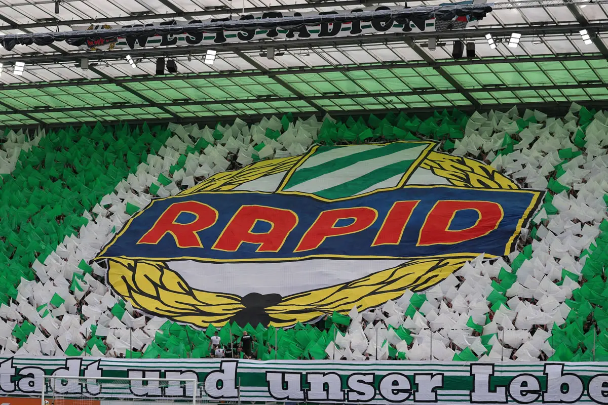 Eine Choreo der Rapid-Fans im Allianz Stadion.