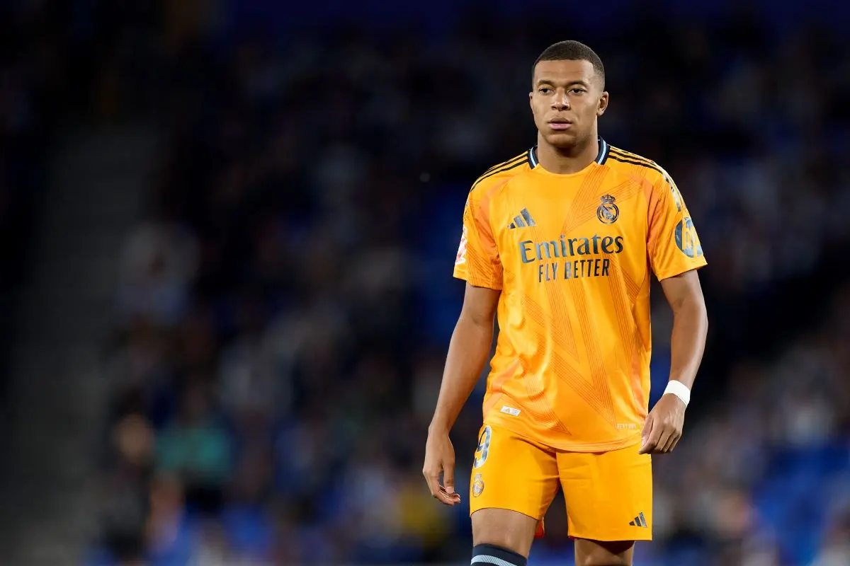 Kylian Mbappé jugando para el Real Madrid.